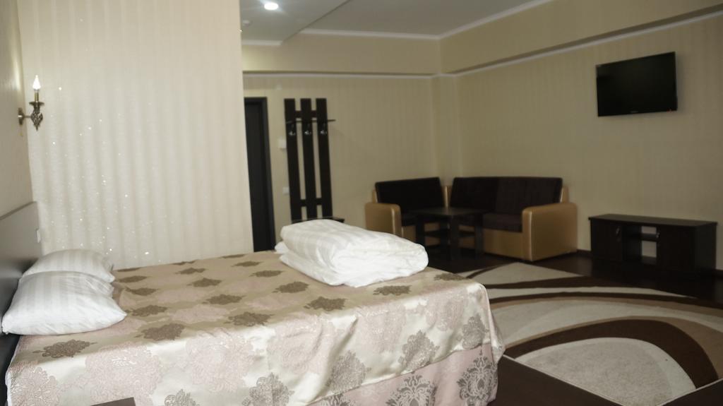 Home Hotel Astana Ruang foto