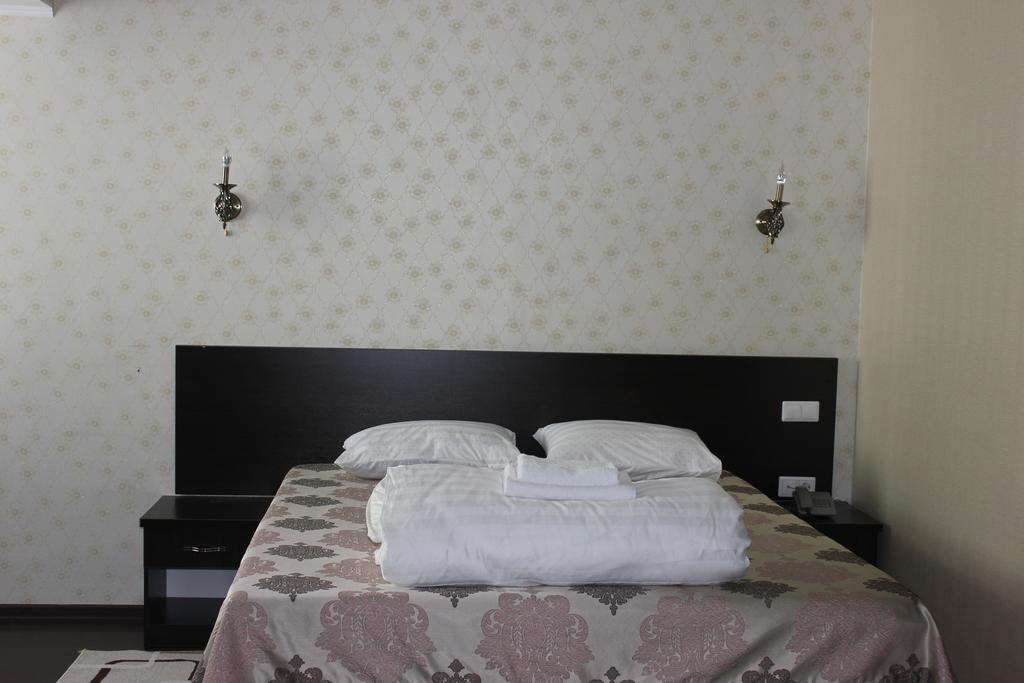 Home Hotel Astana Ruang foto